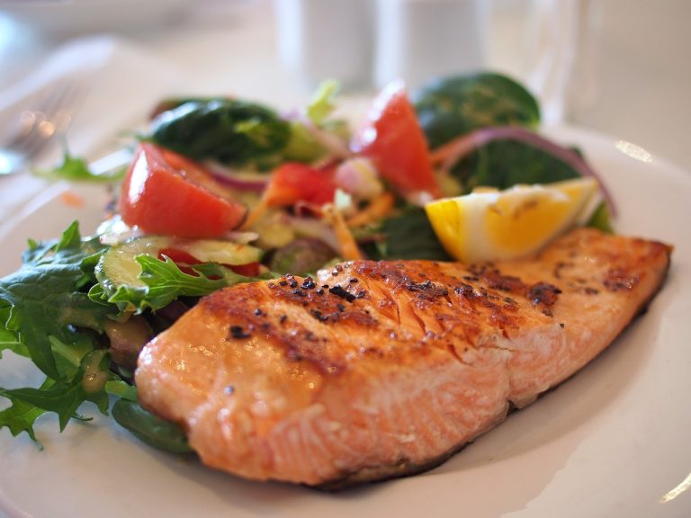 Salmon Fish Seafood 518032.jpg