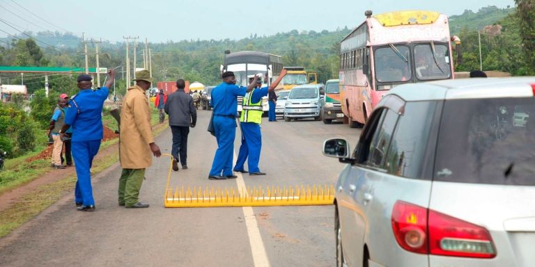 Barrages De Police Au Kenya.jpg