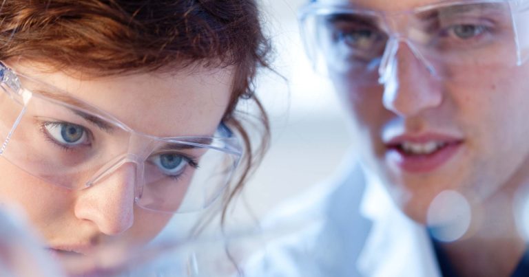 Chemists Working In A Lab Mobi Getty Yinyang Compressed.jpg