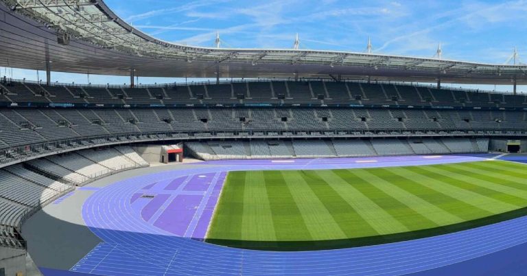 Pista De Atletismo Paris 2024 Azul Violeta.jpg